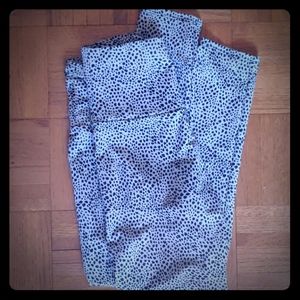 Onzie High Waisted Leggings in Dalmation